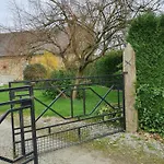 Au Petit Paradis 3* Sainte-Gauburge-Sainte-Colombe