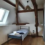 Oda ve Kahvaltı Au Petit Paradis 3*