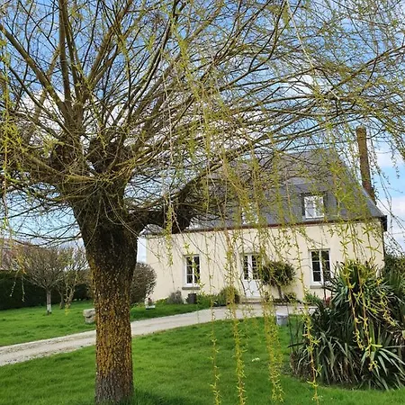 Au Petit Paradis Bed & Breakfast *