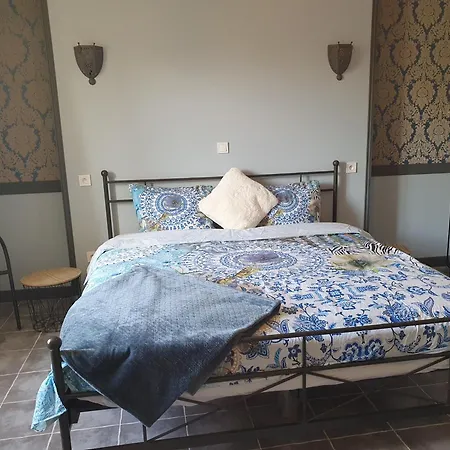 Au Petit Paradis