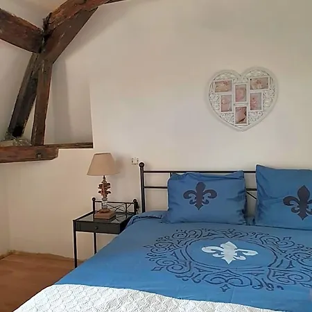 Bed & Breakfast Au Petit Paradis Sainte-Gauburge-Sainte-Colombe