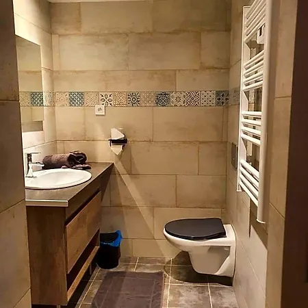 Au Petit Paradis 3*