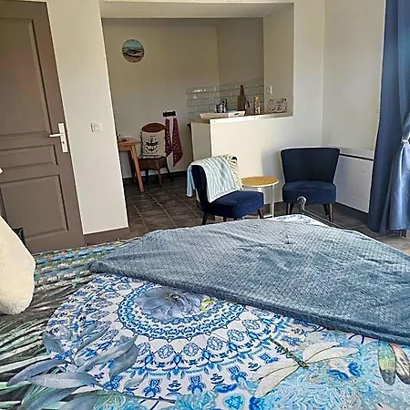 Au Petit Paradis
