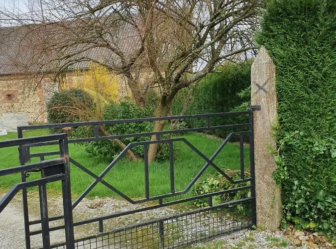 Au Petit Paradis 3* Sainte-Gauburge-Sainte-Colombe