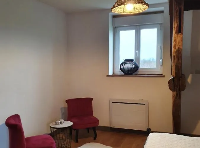 Au Petit Paradis Bed & Breakfast 3*